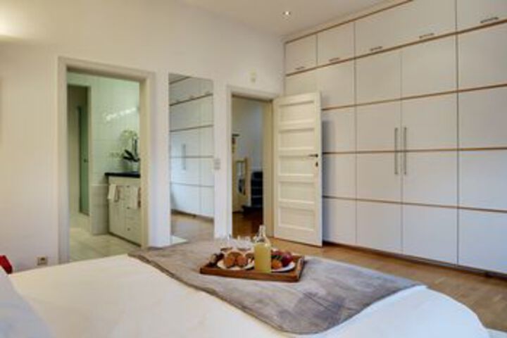 Room 9 of 45