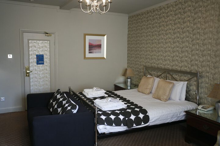 Room 6 of 85