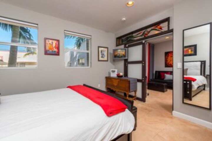 Room 25 of 30