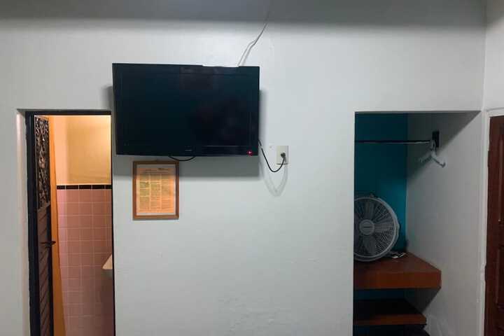 Room 18 of 64