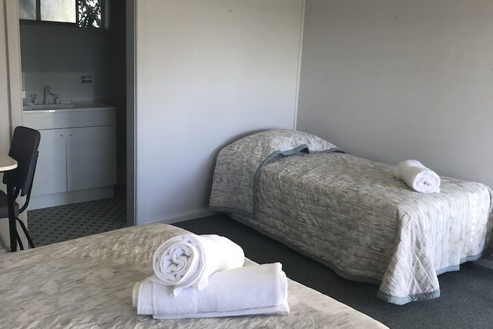 Room 18 of 156