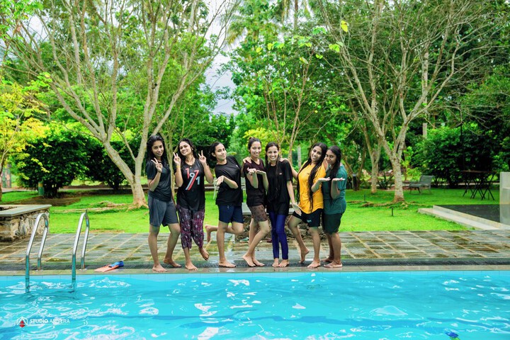 Pool 15 of 43