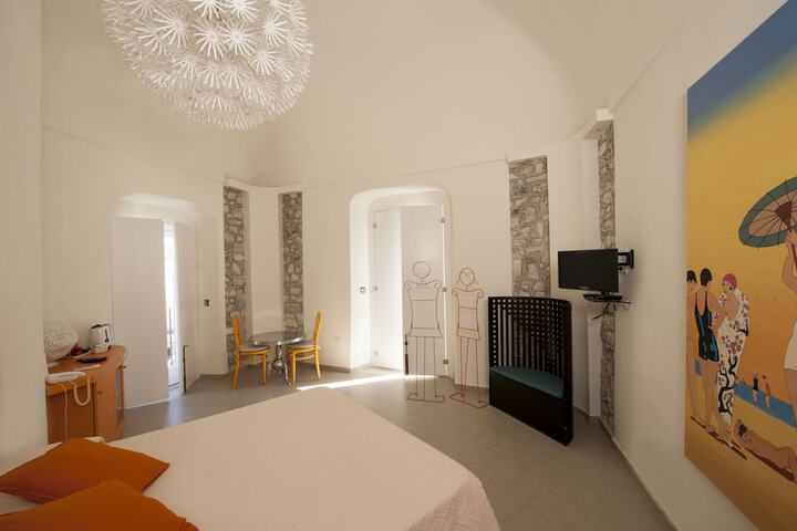 Room 12 of 54
