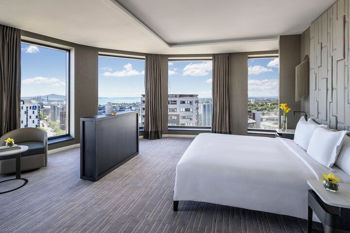 Room 28 of 129