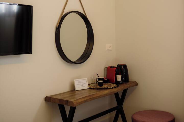 Room 25 of 81