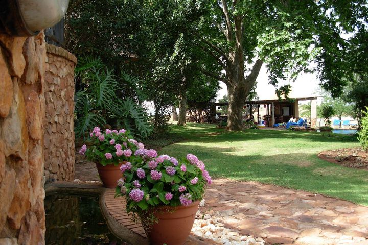 Hotel Exterior 48 of 57