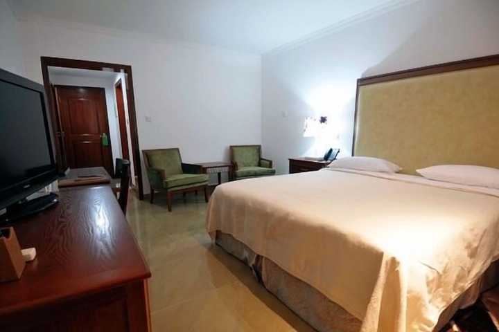 Room 8 of 21