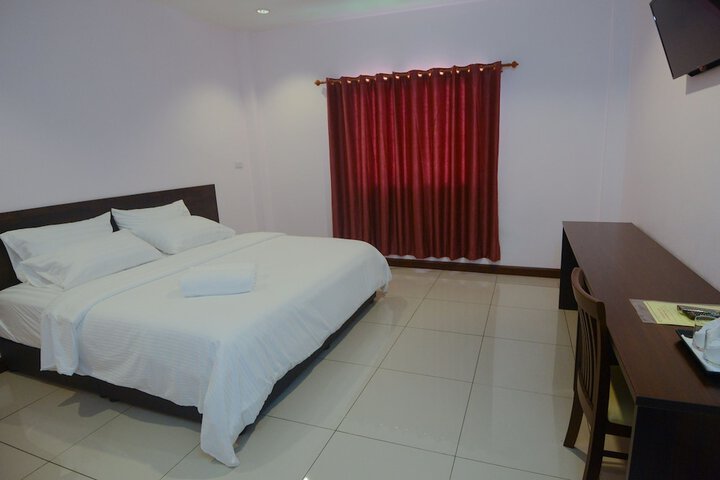 Room 9 of 27