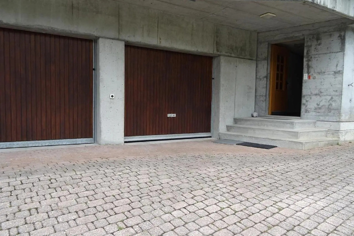 Pöschenriedstrasse 22 - Three Bedroom