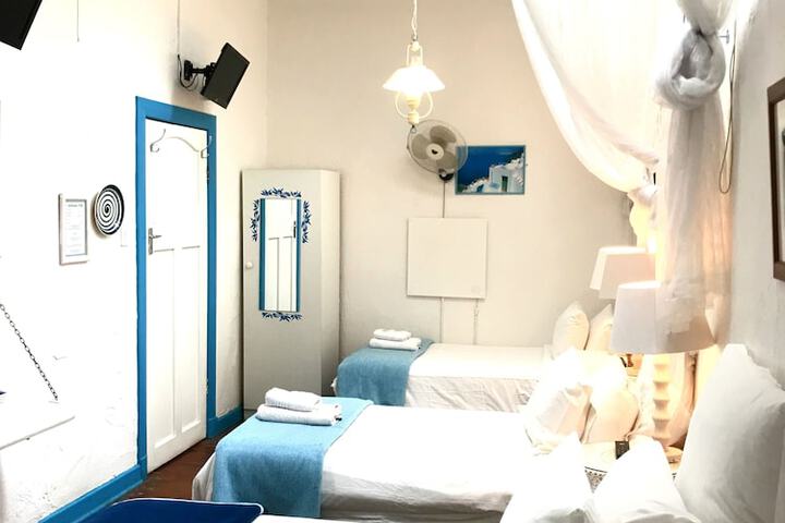 Room 11 of 78
