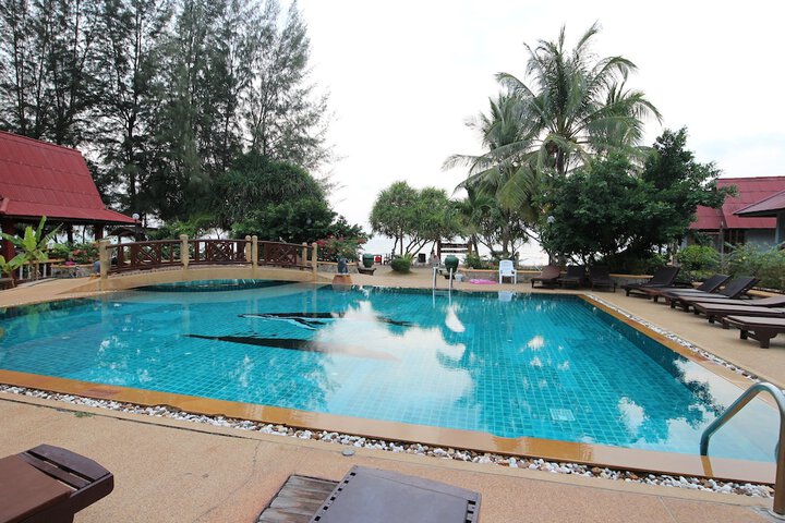 Hotel Pool