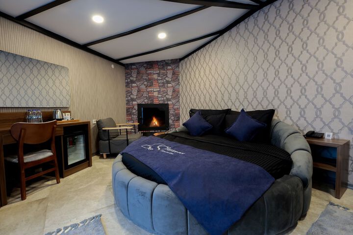 Room 21 of 84