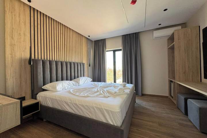 Room 46 of 85