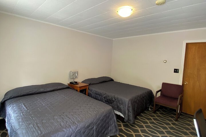 Room 5 of 30