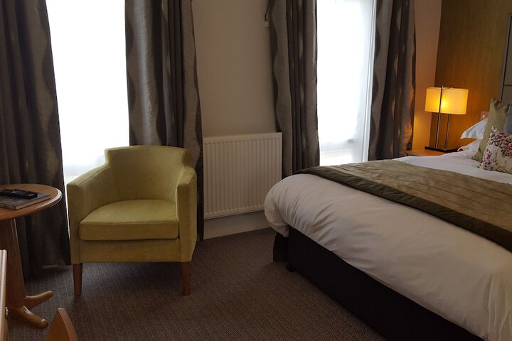Room 2 of 88