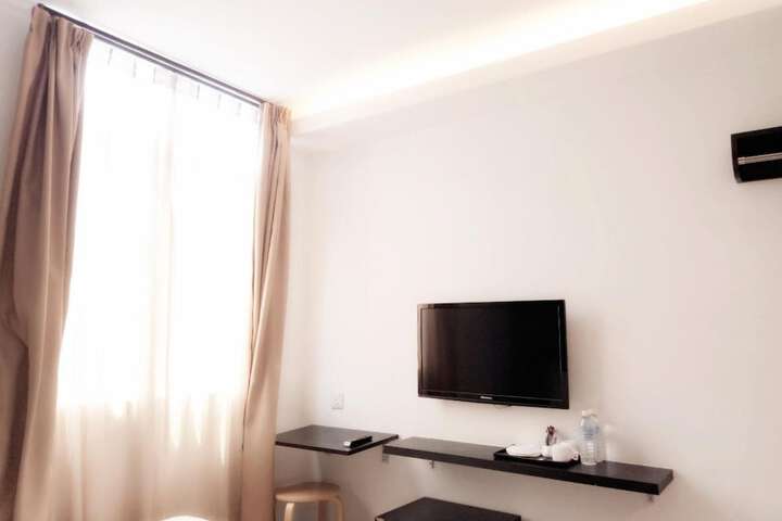 Room 30 of 47