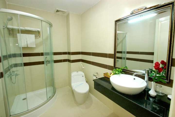 Room 17 of 29