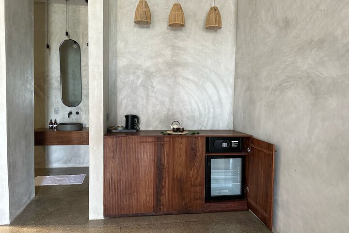 Room 18 of 29