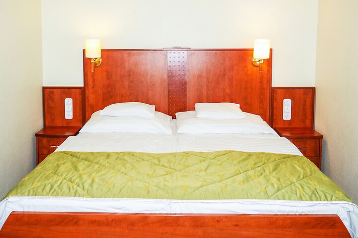 Room 21 of 171