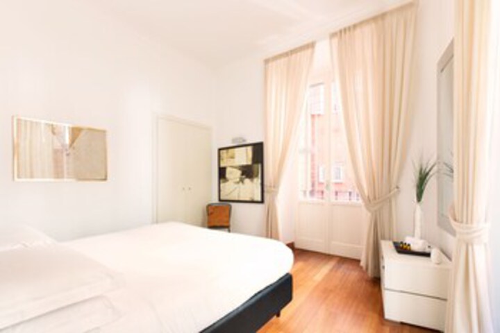 Room 12 of 31