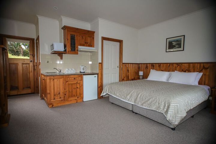 Room 19 of 229