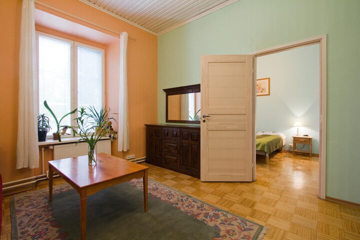 Room 8 of 52