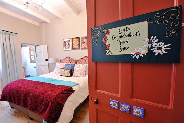 Room 7 of 14