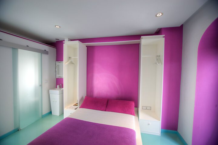 Room 13 of 50