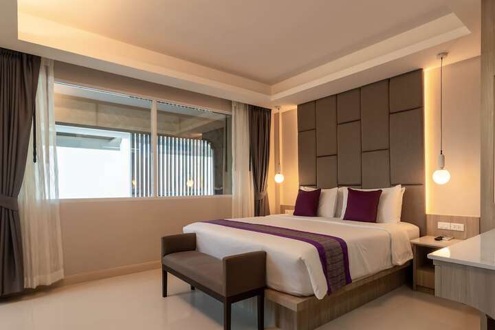 Room 19 of 70