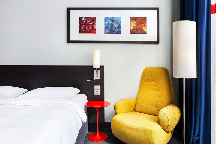 Room 37 of 140
