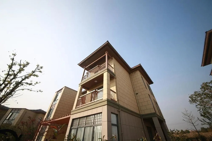 Suzhou Yishe Hotspring Hotel