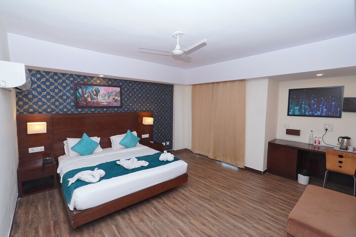 Room 16 of 46
