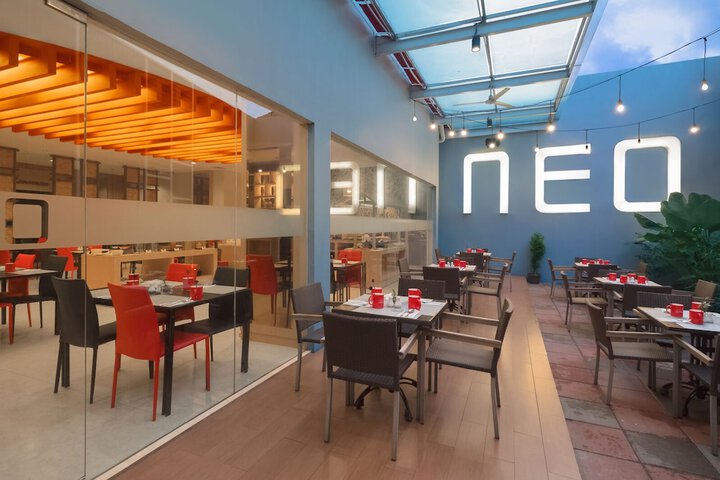 Dining Photos