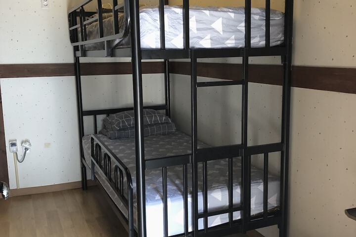 Room 20 of 47