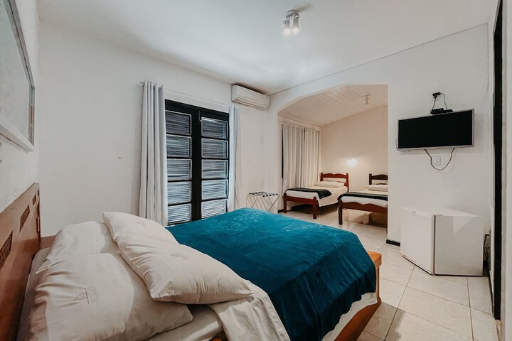 Room 27 of 71