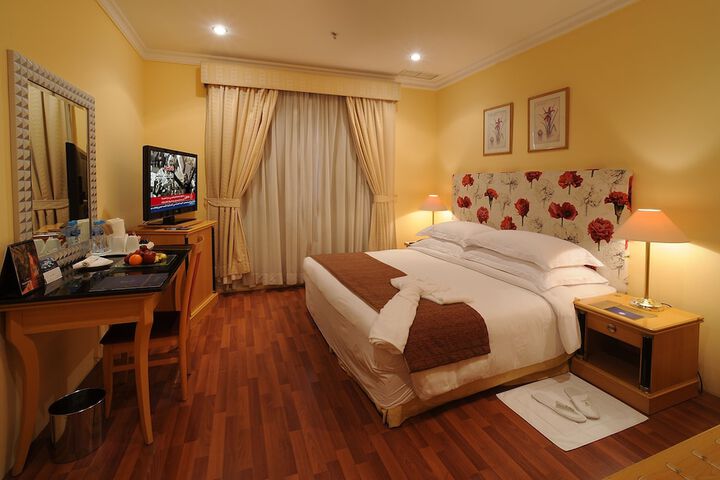 Room 9 of 61