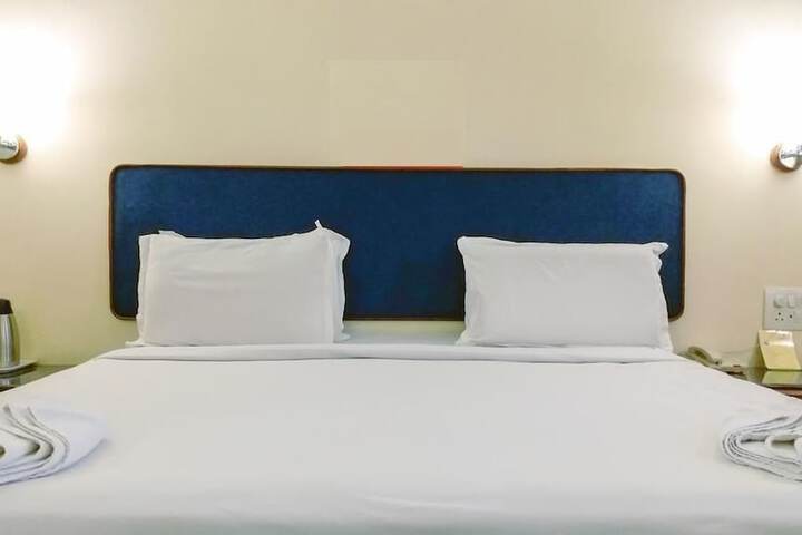 Room 13 of 41