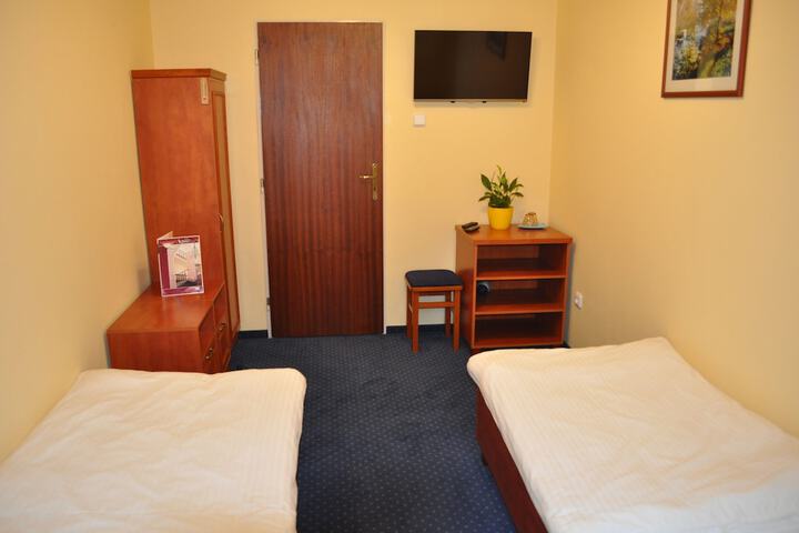 Room 12 of 31