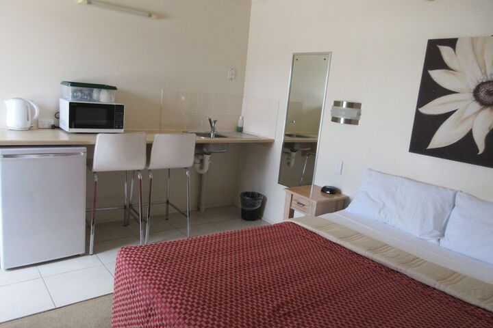 Room 10 of 26