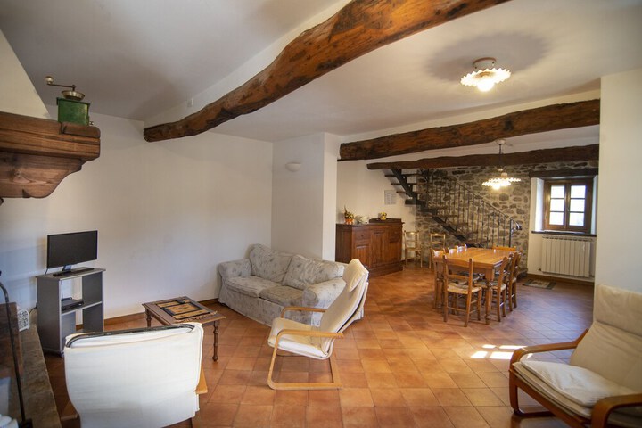 Room 15 of 38