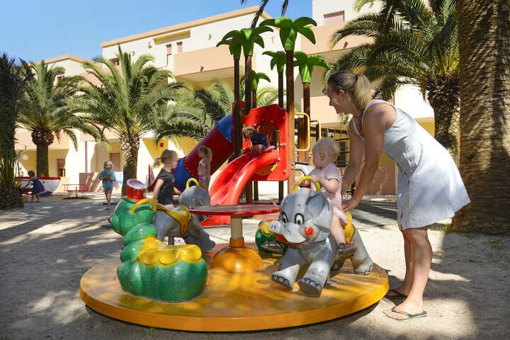 Childrens Activities 47 of 95