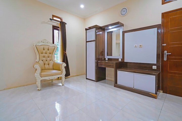 Room 17 of 36