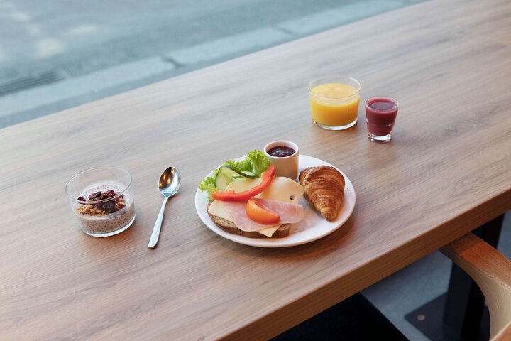 Breakfast/Coffee Service 51 of 58