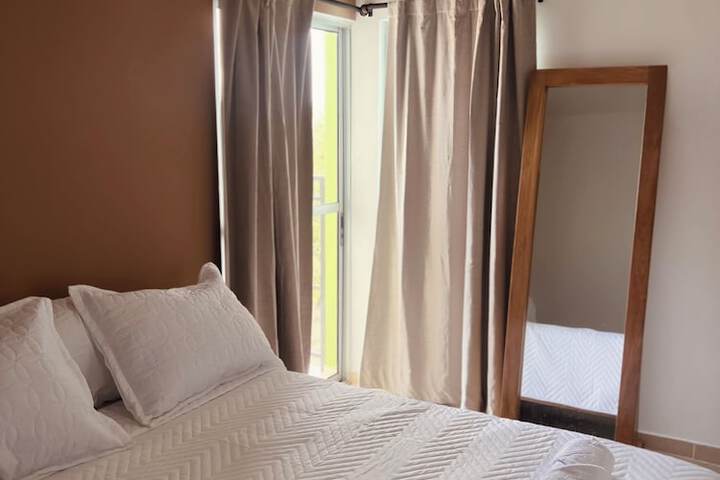 Room 12 of 125