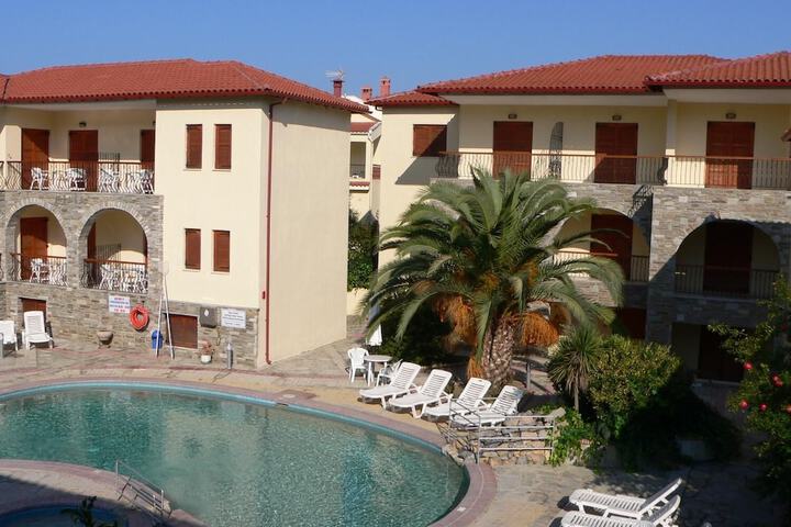 Hotel with Pool