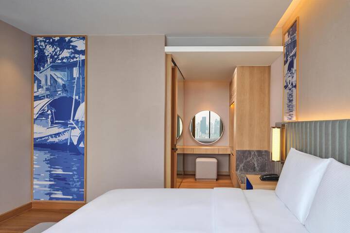 Room 14 of 45