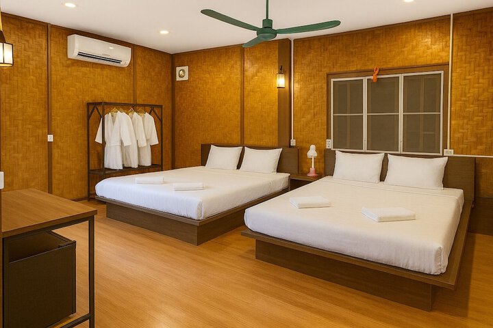 Room 12 of 51