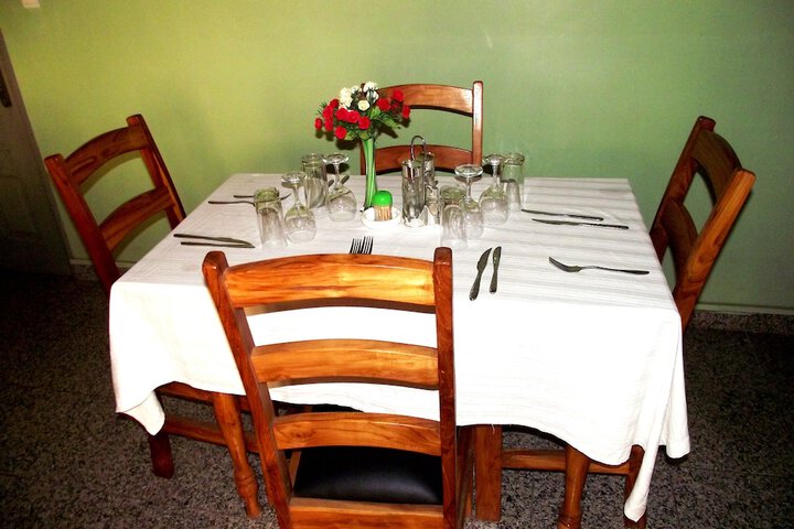 Dining 23 of 28