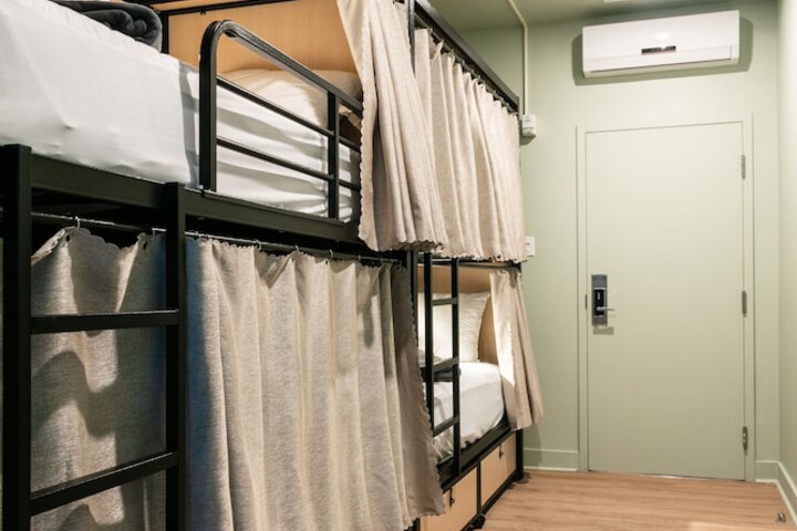 Room 5 of 59