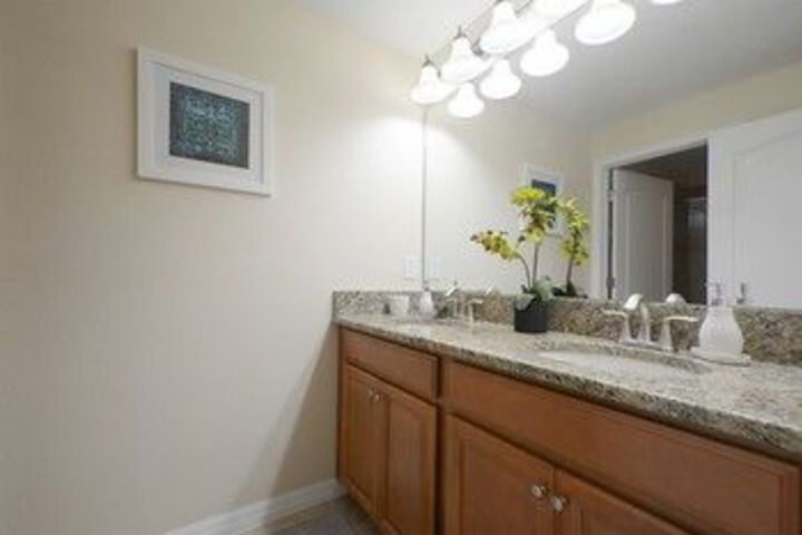 Room 2 of 20